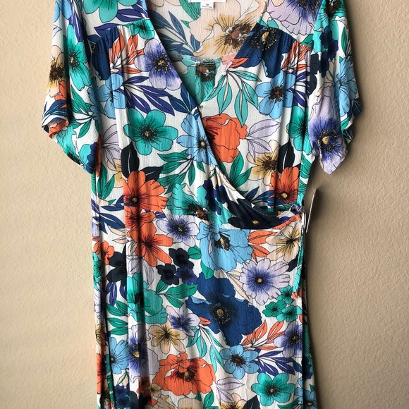 O’NEILL WRAP DRESS NEW WITH TAGS SIZE MEDIUM - Picture 1 of 4